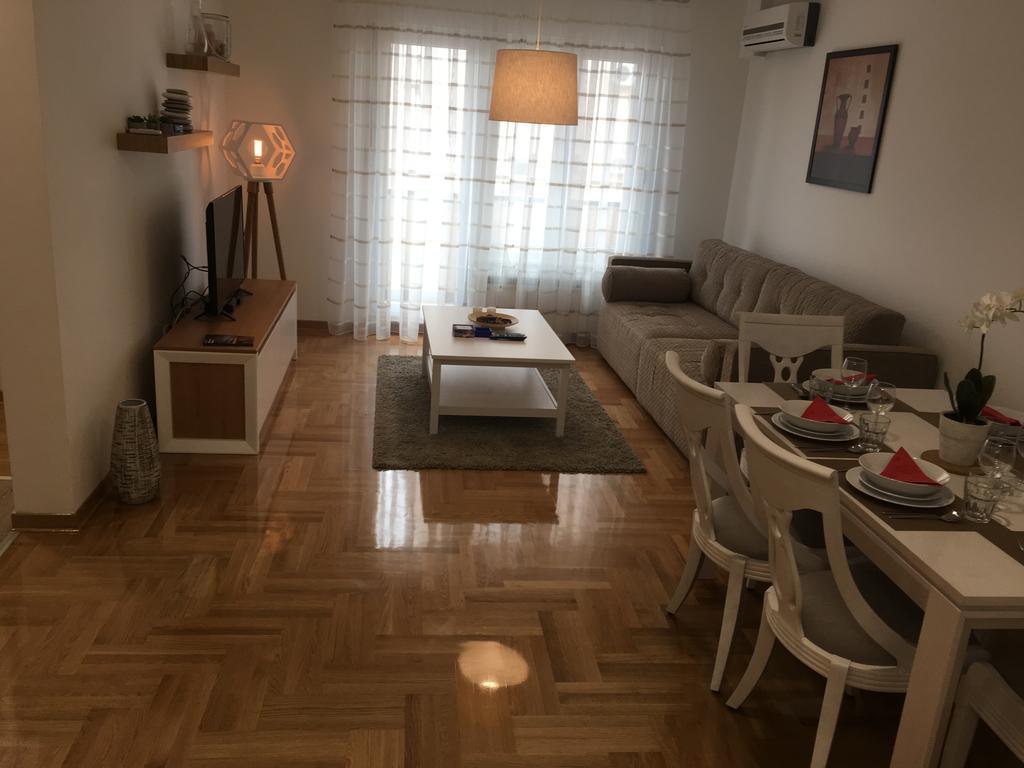 Apartment Triton Белград Екстериор снимка